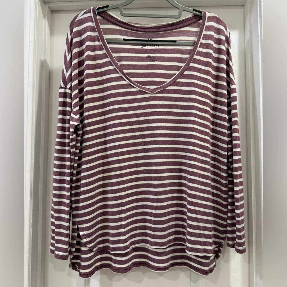 American Eagle Outfitters Striped Soft & Sexy T Size Medium
